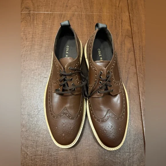 Cole Haan Davidson Grand Wingtip Oxford - Picture 2 of 6